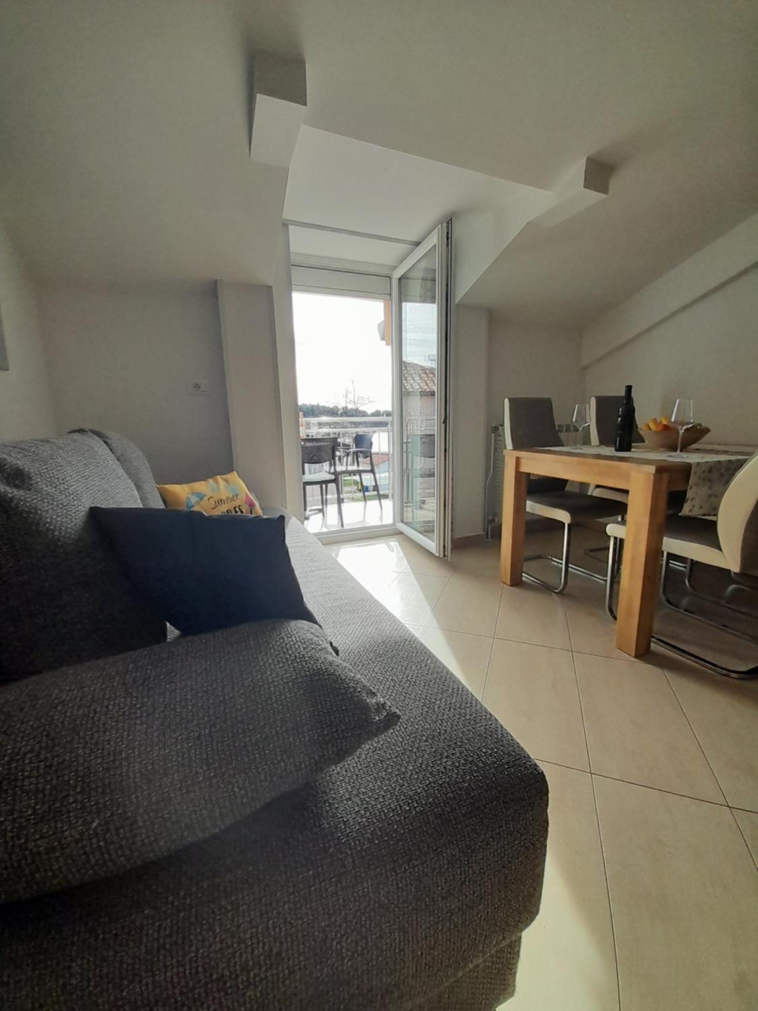 Apartman Voch Zambratija  Bagian luar foto